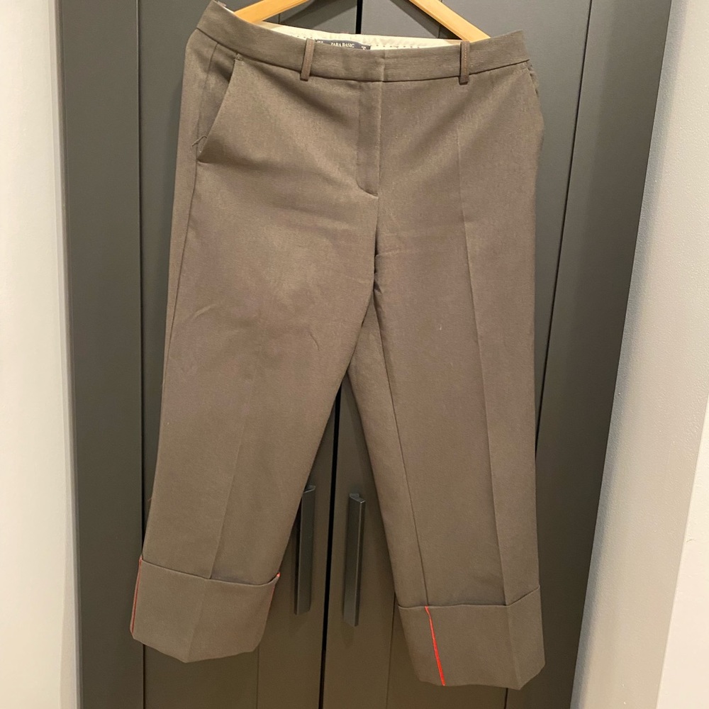 🔥MASSIVE CLEARANCE!💸 5 ITEMS/$40💗Zara Olive Green Capris Dress Pants
